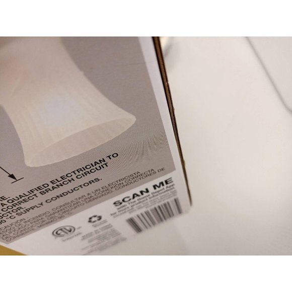 Hampton Bay Flush Mount 1-Light 5.1'' By  7.2 - Picture 3 of 9